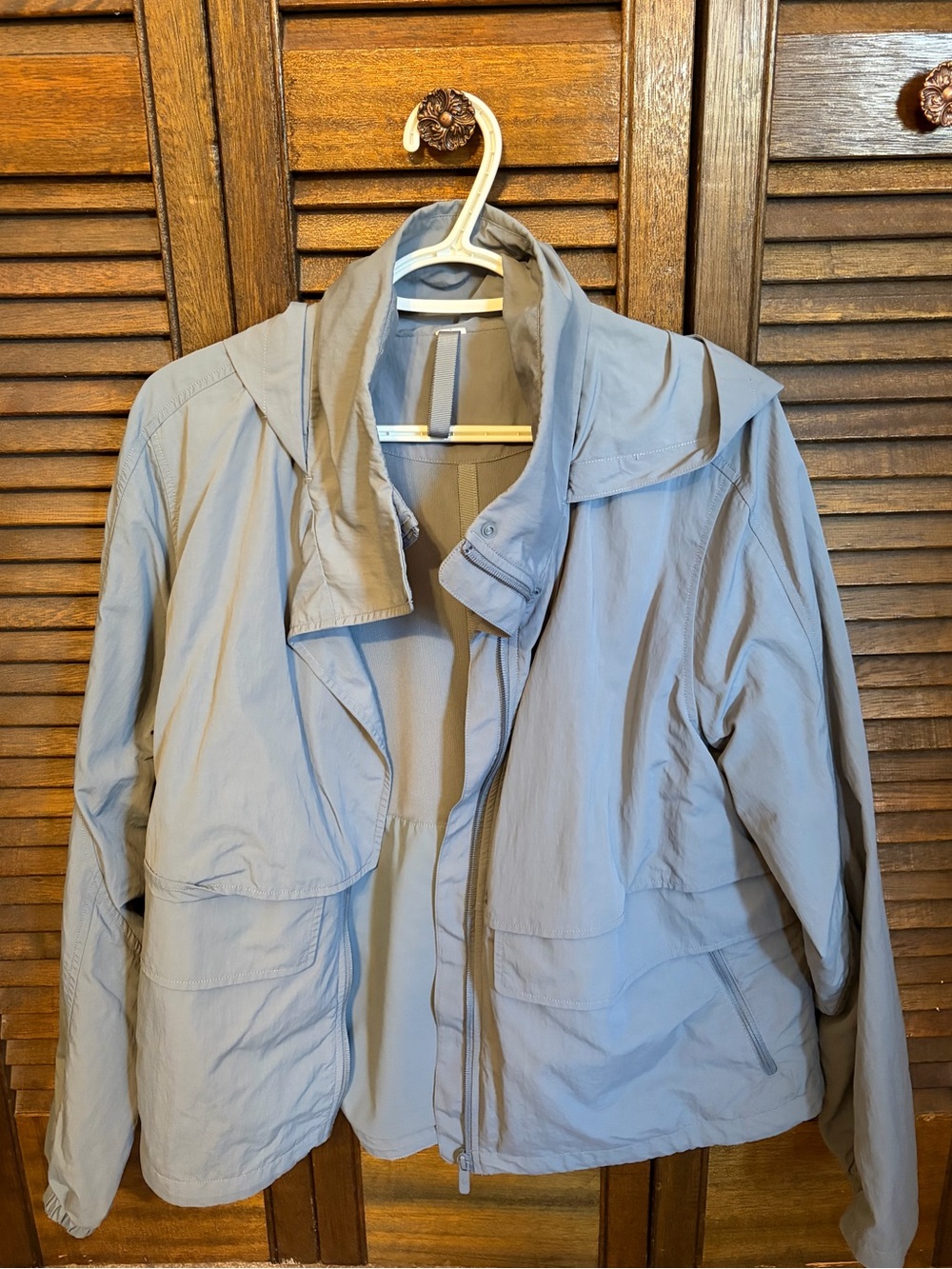 Lululemon Hooded Lightweight Jacket Size 12 Blue Grey
